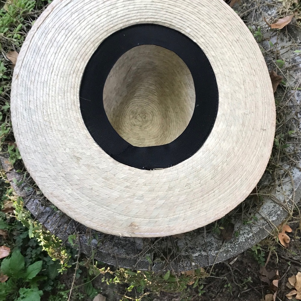 16 ๐ Handmade hat ๐ - Picture 4 of 5